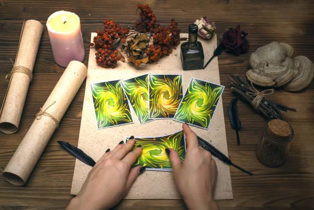 Comment devenir praticien en tarot therapeutique auto entrepreneur